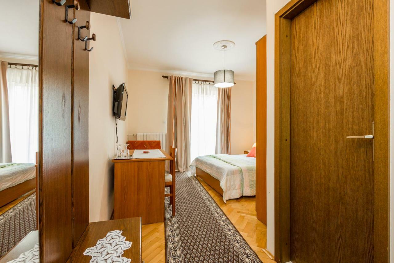 Rooms Vanda & Frane Мощеницька Драга Екстер'єр фото